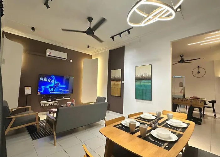 Lovely Modern Home 4 Bedroom Mount Austin Jb