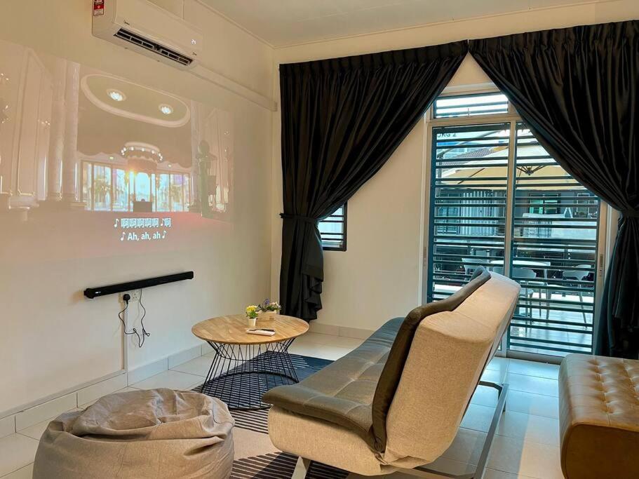 Rumah percutian Lovely Modern 4 Bedroom Mount Austin Jb